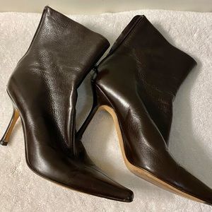 JIMMY CHOO BOOTS HEELS 38.5M Brown Leather Zip EUC!